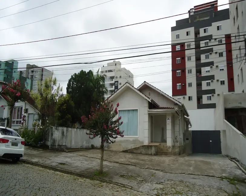 Foto 2 de Sala Comercial com 3 quartos à venda, 124m2 em Atiradores, Joinville - SC