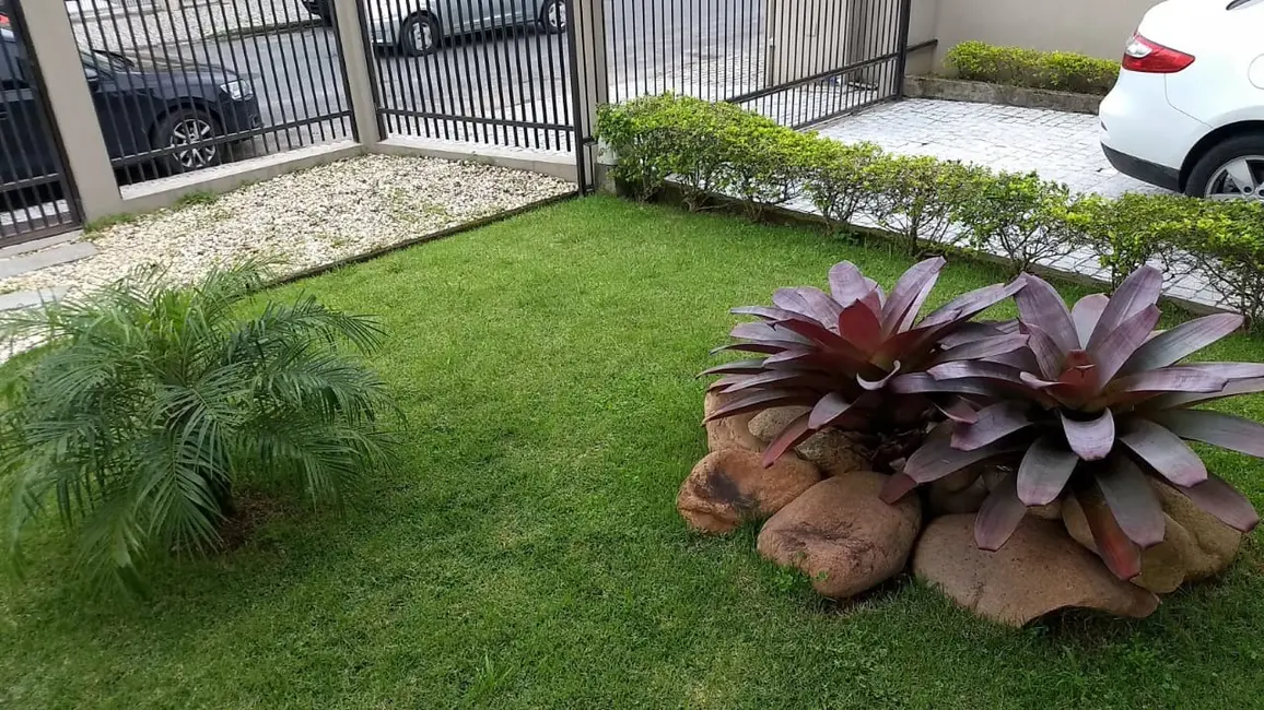 Foto 4 de Casa com 3 quartos à venda, 200m2 em Iririú, Joinville - SC