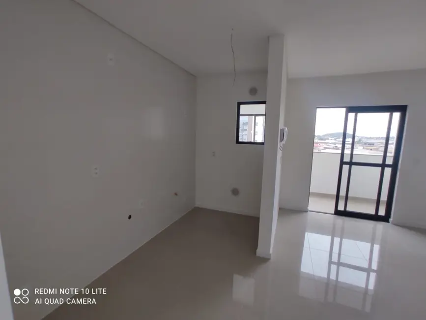 Foto 4 de Apartamento com 2 quartos à venda, 61m2 em Anita Garibaldi, Joinville - SC