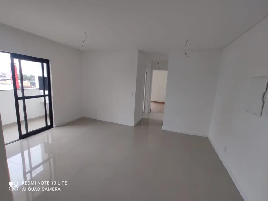 Foto 3 de Apartamento com 2 quartos à venda, 61m2 em Anita Garibaldi, Joinville - SC
