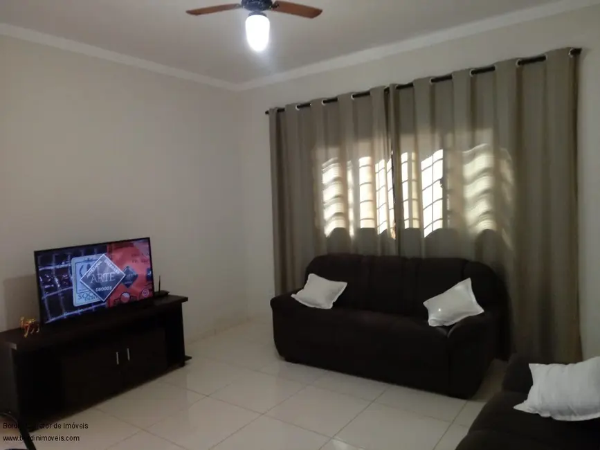 Foto 6 de Casa com 2 quartos à venda, 152m2 em Guaraci - SP