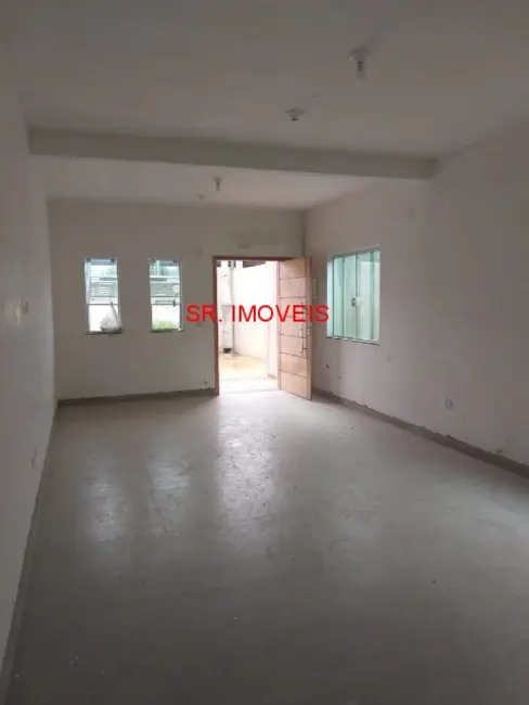 Foto 5 de Casa com 4 quartos à venda, 176m2 em Ubatuba - SP