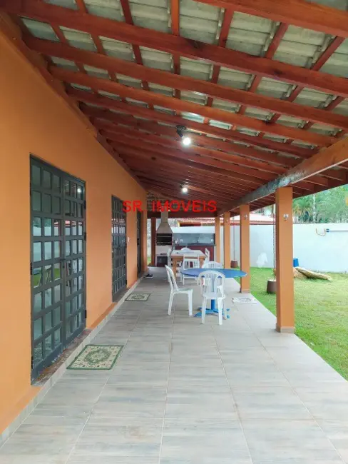 Foto 2 de Casa com 3 quartos à venda, 180m2 em Ubatuba - SP