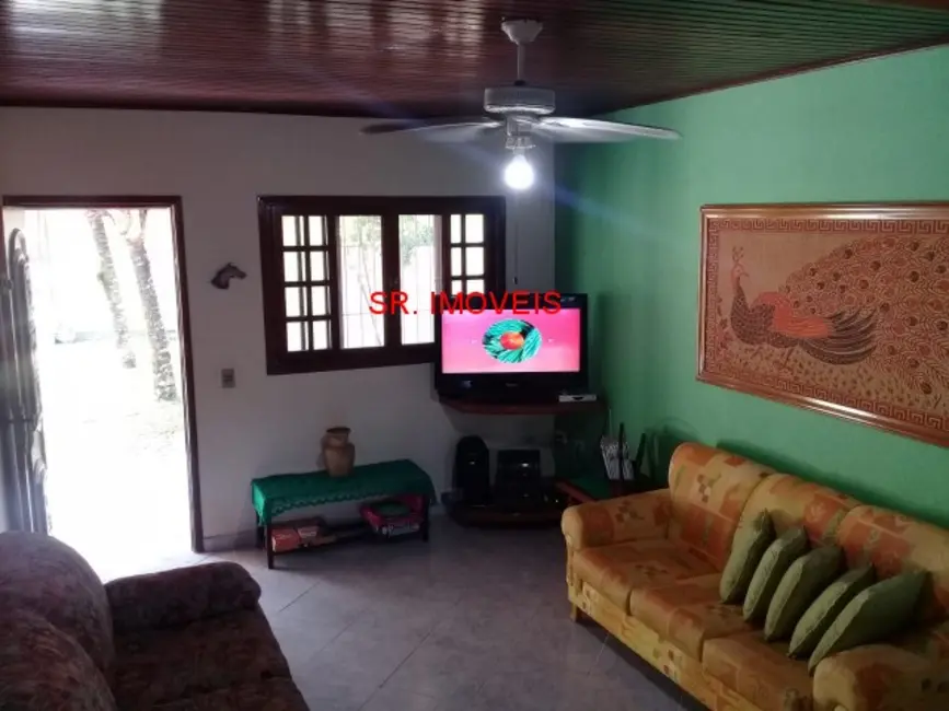Foto 9 de Casa com 2 quartos à venda, 179m2 em Ubatuba - SP