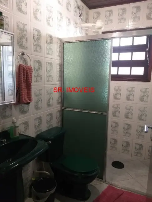 Foto 2 de Casa com 2 quartos à venda, 179m2 em Ubatuba - SP