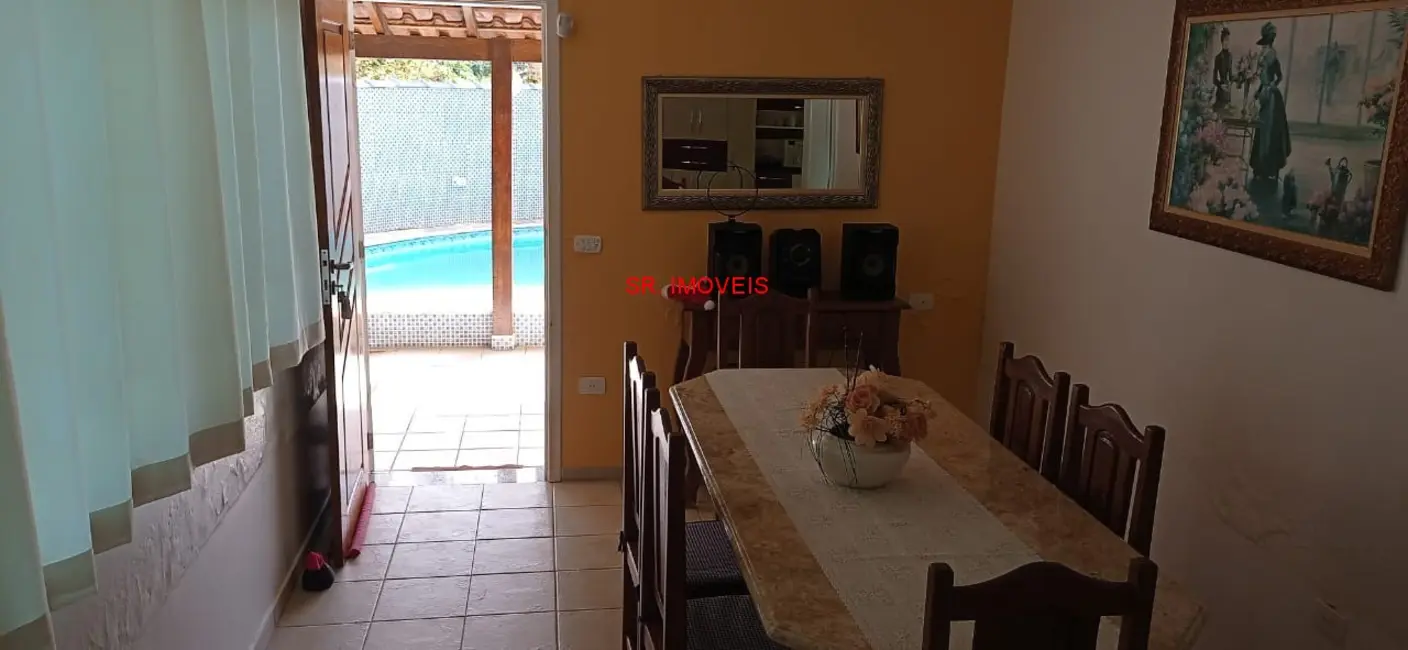 Foto 3 de Casa com 3 quartos à venda, 150m2 em Ubatuba - SP