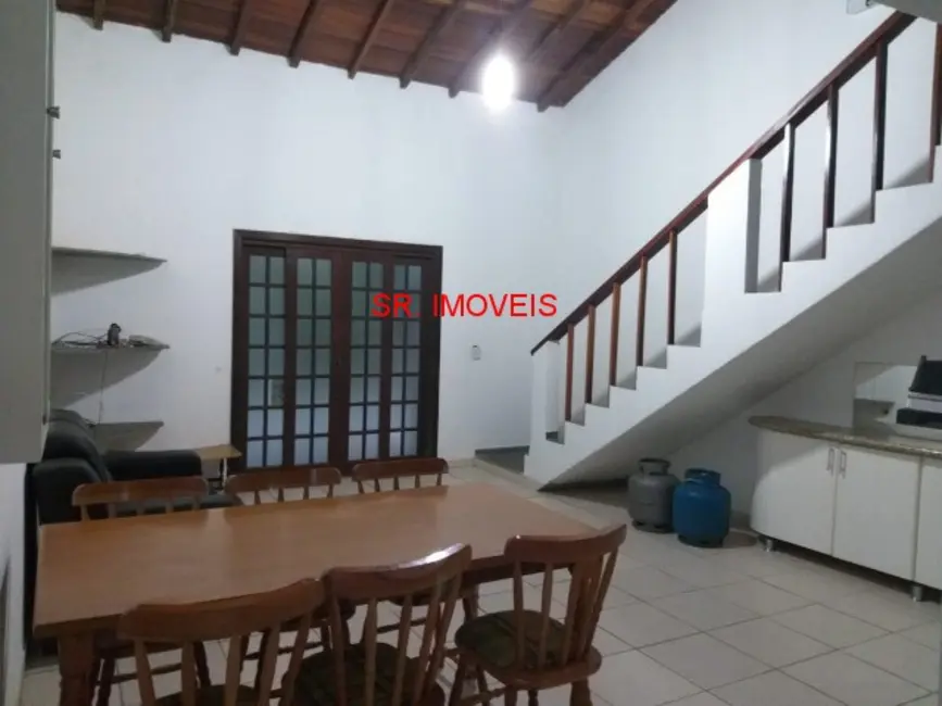 Foto 9 de Casa com 2 quartos à venda, 180m2 em Ubatuba - SP