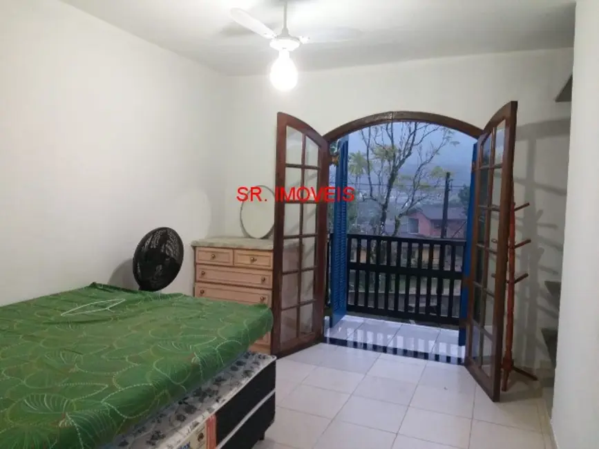 Foto 4 de Casa com 2 quartos à venda, 180m2 em Ubatuba - SP