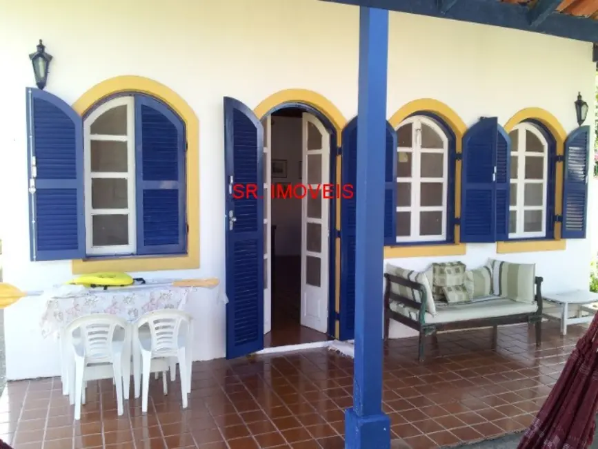 Foto 1 de Casa com 3 quartos à venda, 150m2 em Ubatuba - SP