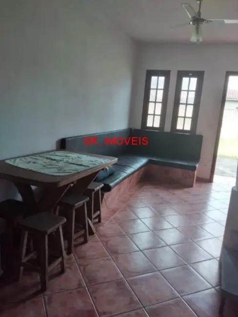 Casa com 2 quartos para alugar, 70m2 em Ubatuba - SP - imagem 5 Foto 5 de Casa com 2 quartos para alugar, 70m2 em Ubatuba - SP