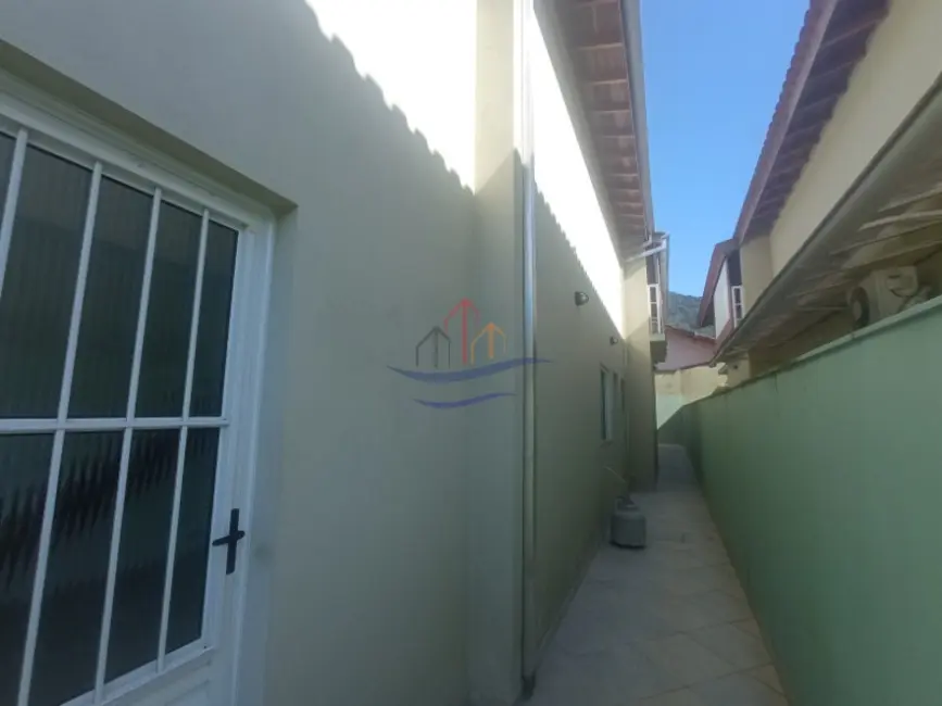 Foto 4 de Casa com 2 quartos à venda, 100m2 em Ubatuba - SP