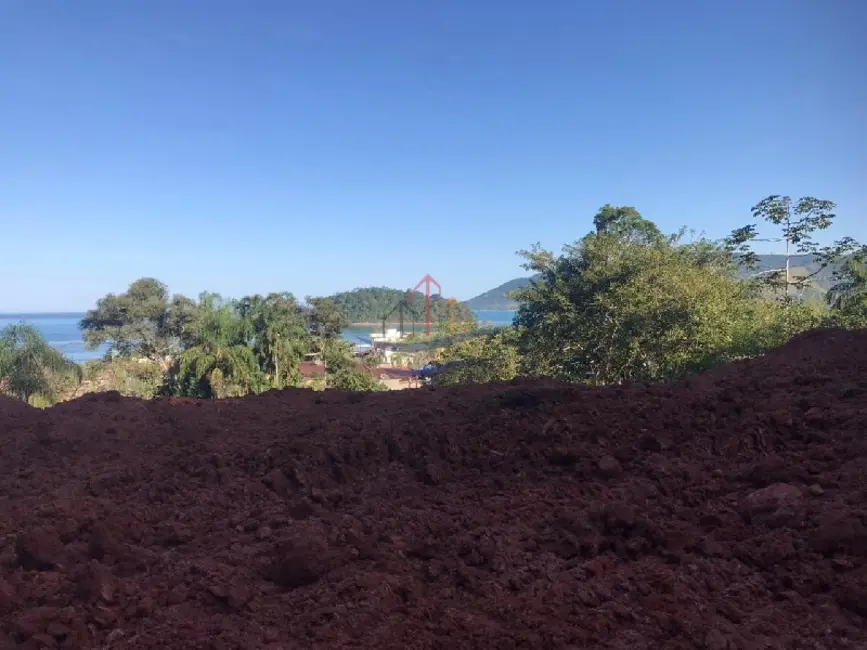 Foto 1 de Terreno / Lote à venda, 1040m2 em Ubatuba - SP