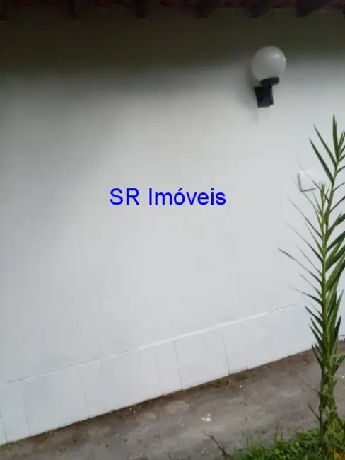 Casa com 2 quartos para alugar, 50m2 em Ubatuba - SP - imagem 2 Foto 2 de Casa com 2 quartos para alugar, 50m2 em Ubatuba - SP