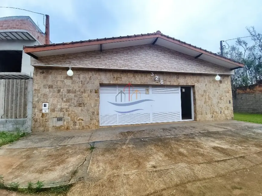Foto 1 de Casa com 3 quartos à venda, 150m2 em Ubatuba - SP