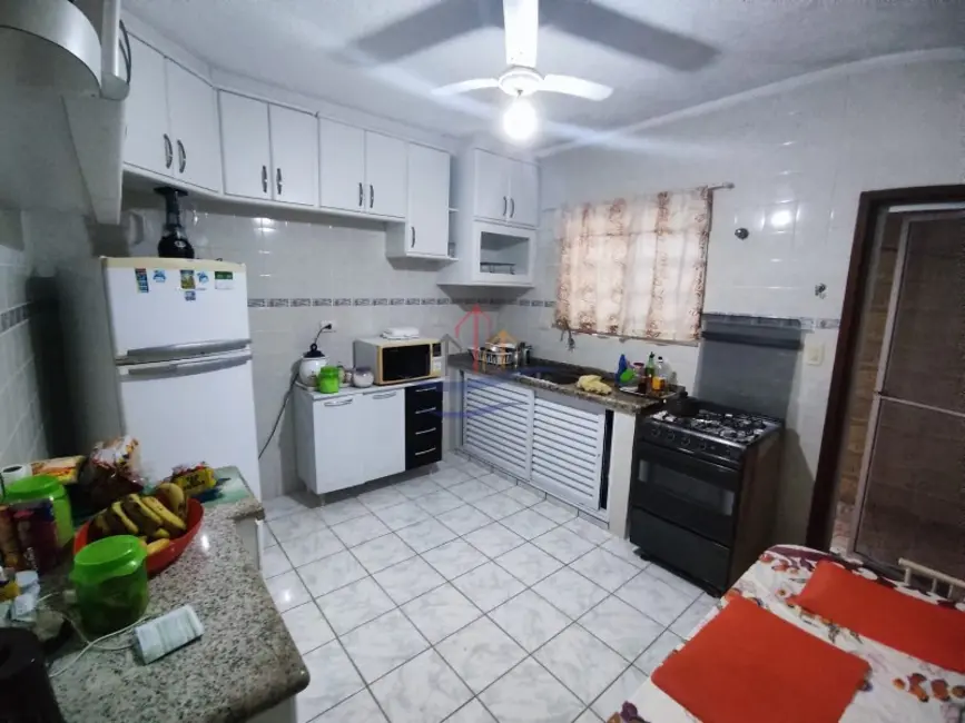 Foto 3 de Casa com 3 quartos à venda, 150m2 em Ubatuba - SP