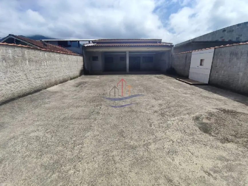 Foto 2 de Casa com 1 quarto à venda, 120m2 em Ubatuba - SP