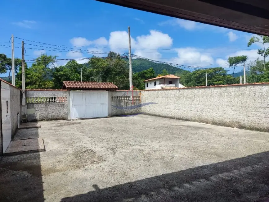 Foto 3 de Casa com 1 quarto à venda, 120m2 em Ubatuba - SP