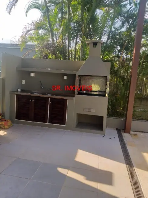 Casa de Condomínio com 4 quartos para alugar, 220m2 em Ubatuba - SP - imagem 3 Foto 3 de Casa de Condomínio com 4 quartos para alugar, 220m2 em Ubatuba - SP