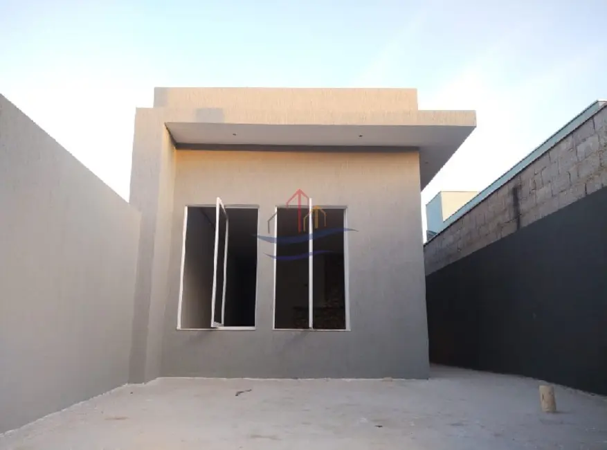 Casa com 2 quartos à venda, 70m2 em Caraguatatuba - SP - imagem 4 Foto 4 de Casa com 2 quartos à venda, 70m2 em Caraguatatuba - SP