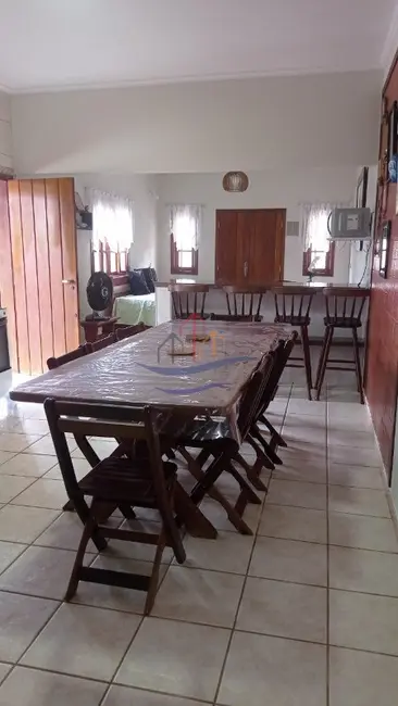 Casa com 2 quartos para alugar, 130m2 em Ubatuba - SP - imagem 7 Foto 7 de Casa com 2 quartos para alugar, 130m2 em Ubatuba - SP