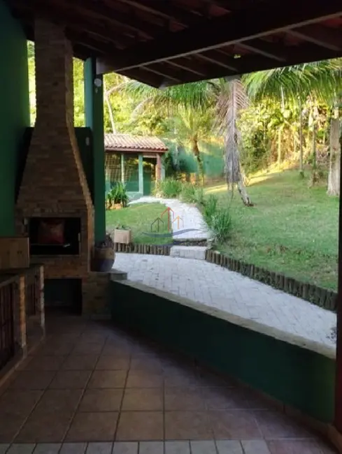 Foto 3 de Casa com 4 quartos à venda, 240m2 em Ubatuba - SP