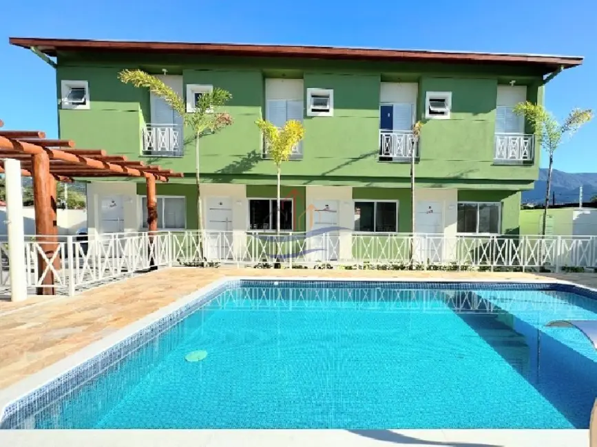 Foto 1 de Casa de Condomínio com 2 quartos à venda, 97m2 em Caraguatatuba - SP