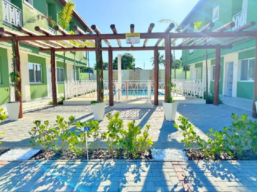 Foto 9 de Casa de Condomínio com 2 quartos à venda, 97m2 em Caraguatatuba - SP