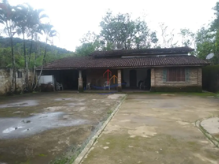 Foto 1 de Casa com 2 quartos à venda, 430m2 em Ubatuba - SP