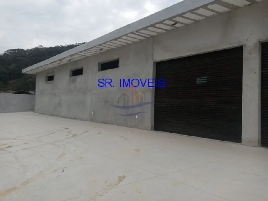 Armazém / Galpão para alugar, 230m2 em Ubatuba - SP - imagem 5 Foto 5 de Armazém / Galpão para alugar, 230m2 em Ubatuba - SP