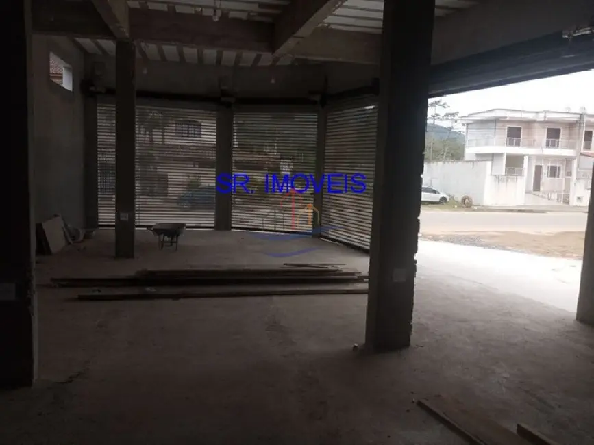 Armazém / Galpão para alugar, 230m2 em Ubatuba - SP - imagem 6 Foto 6 de Armazém / Galpão para alugar, 230m2 em Ubatuba - SP