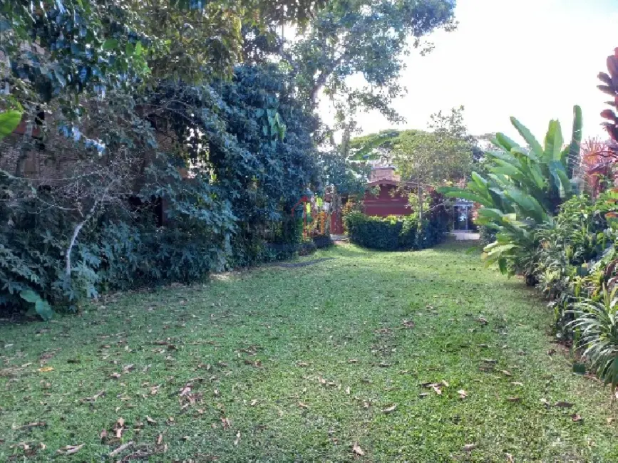 Foto 2 de Terreno / Lote à venda, 363m2 em Ubatuba - SP