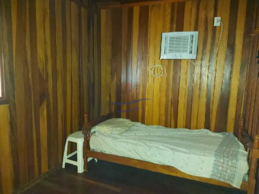 Foto 8 de Casa com 4 quartos à venda, 174m2 em Caraguatatuba - SP