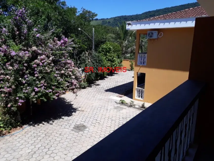 Foto 3 de Casa de Condomínio com 2 quartos à venda, 80m2 em Ubatuba - SP