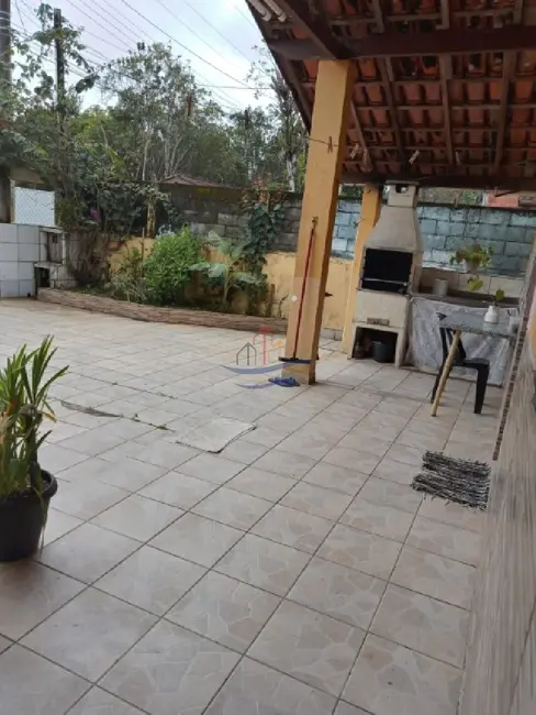Foto 1 de Casa com 4 quartos à venda, 127m2 em Ubatuba - SP
