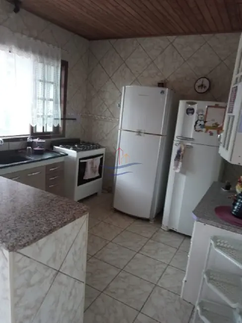 Foto 8 de Casa com 4 quartos à venda, 127m2 em Ubatuba - SP