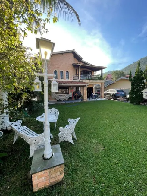 Foto 3 de Casa de Condomínio com 7 quartos à venda, 450m2 em Ubatuba - SP