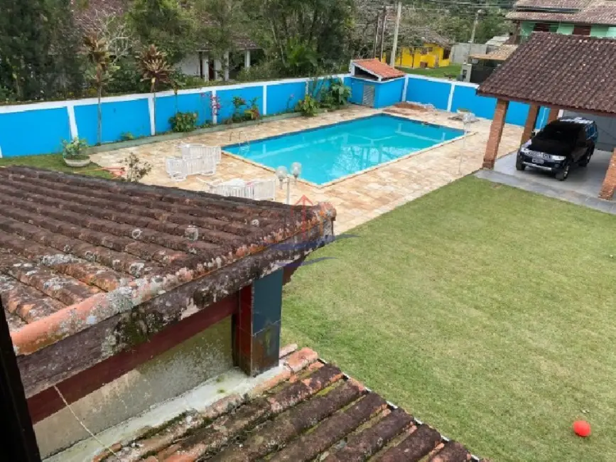 Foto 2 de Casa com 8 quartos à venda, 600m2 em Ubatuba - SP