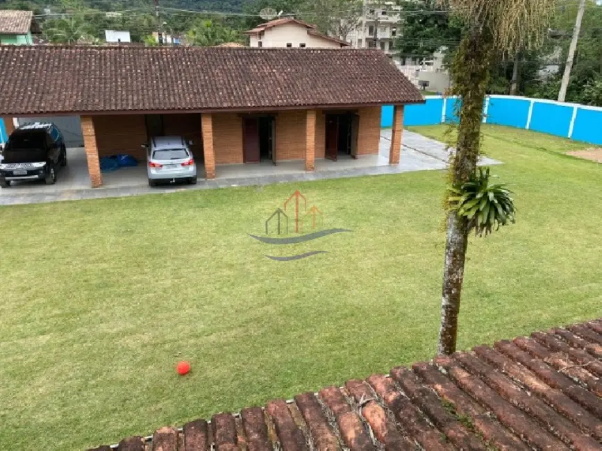 Foto 9 de Casa com 8 quartos à venda, 600m2 em Ubatuba - SP
