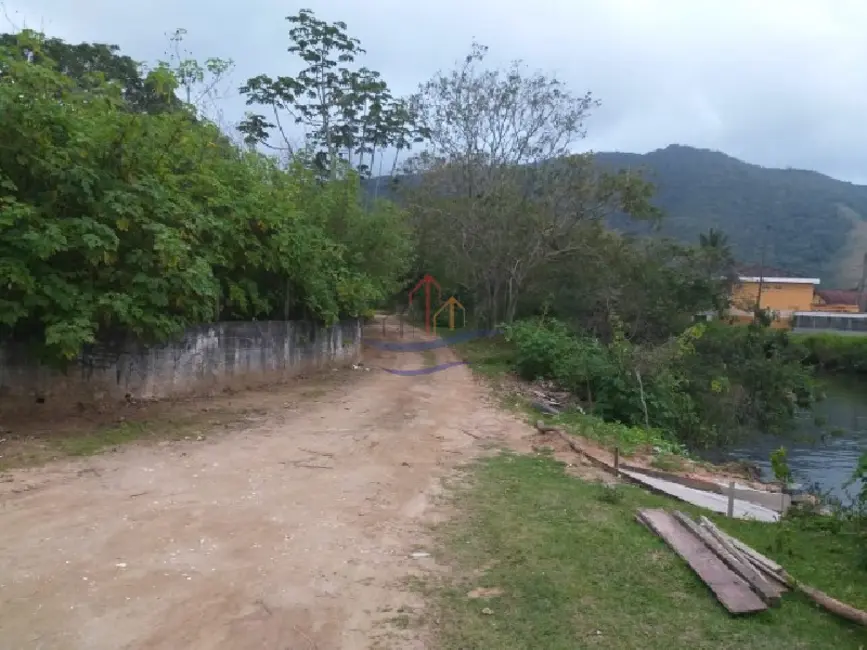 Foto 6 de Terreno / Lote à venda, 677m2 em Ubatuba - SP