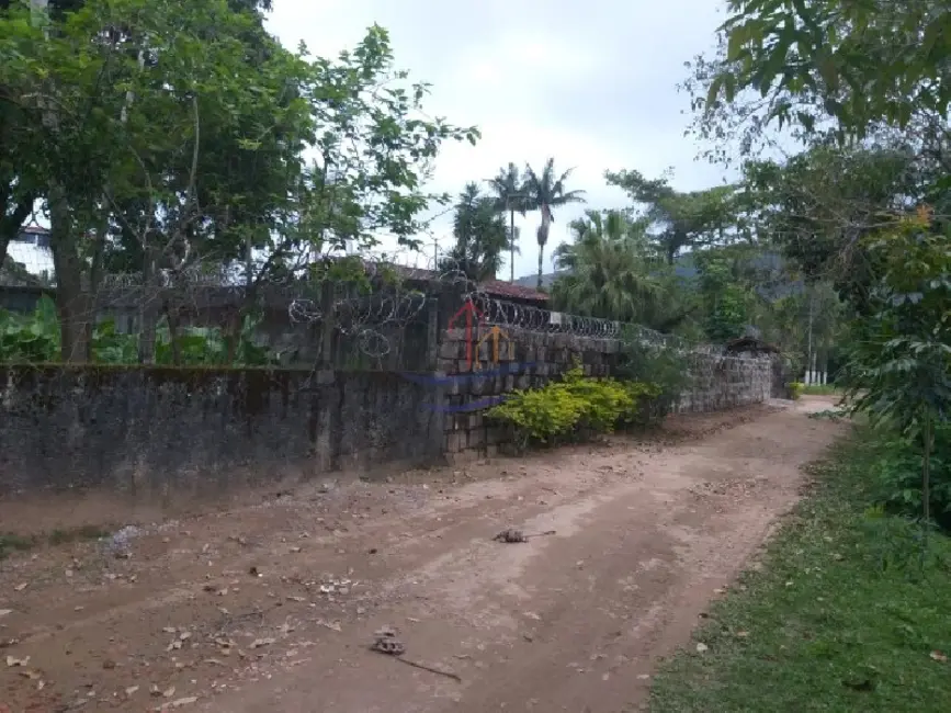 Foto 4 de Terreno / Lote à venda, 677m2 em Ubatuba - SP