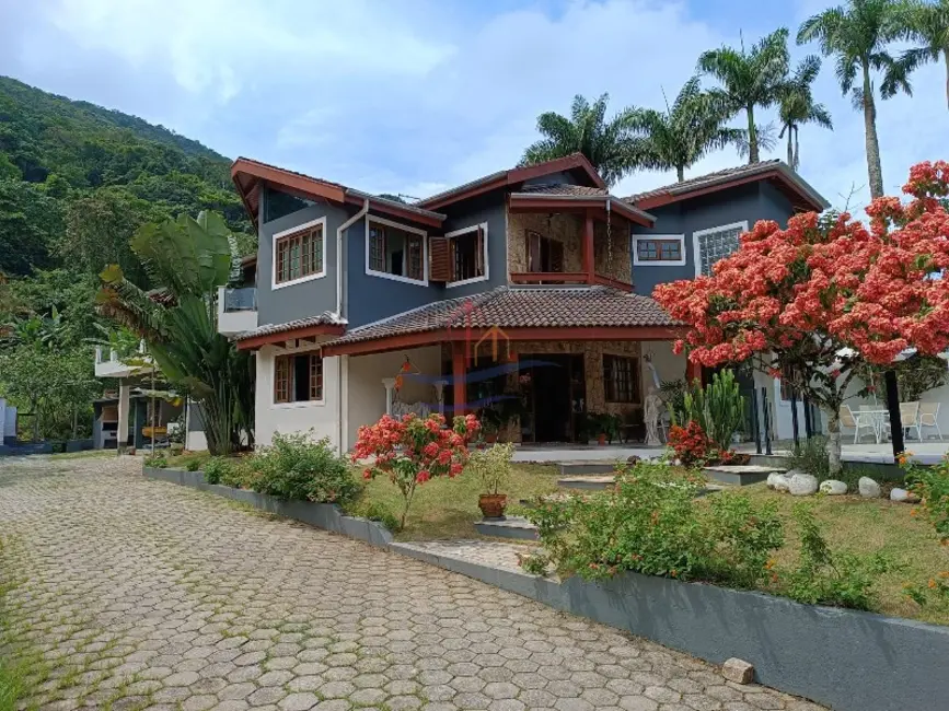 Foto 1 de Casa com 11 quartos à venda, 1170m2 em Ubatuba - SP