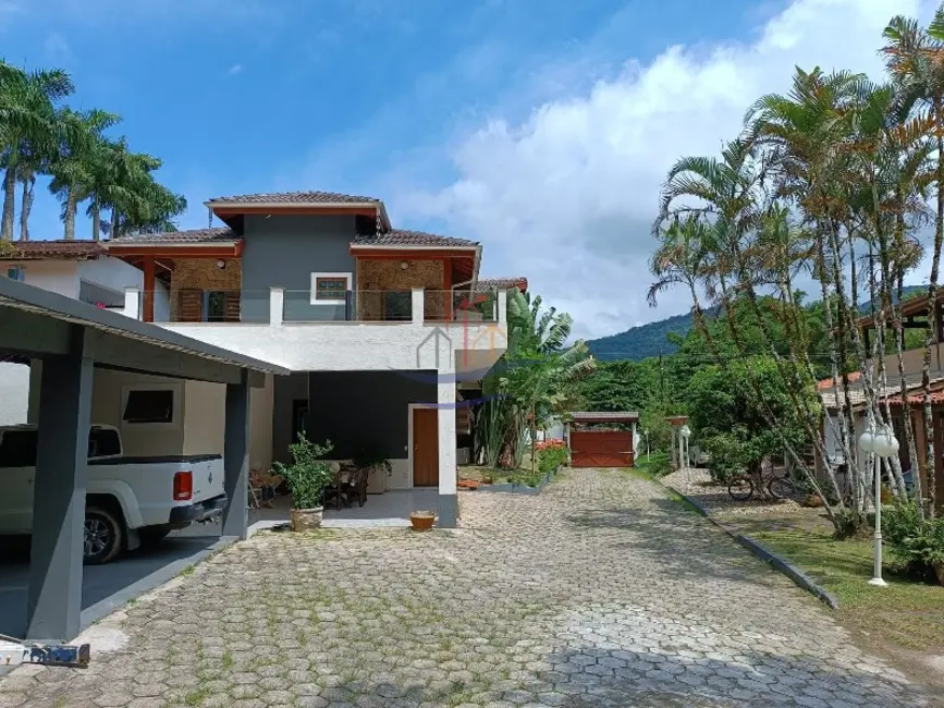 Foto 4 de Casa com 11 quartos à venda, 1170m2 em Ubatuba - SP