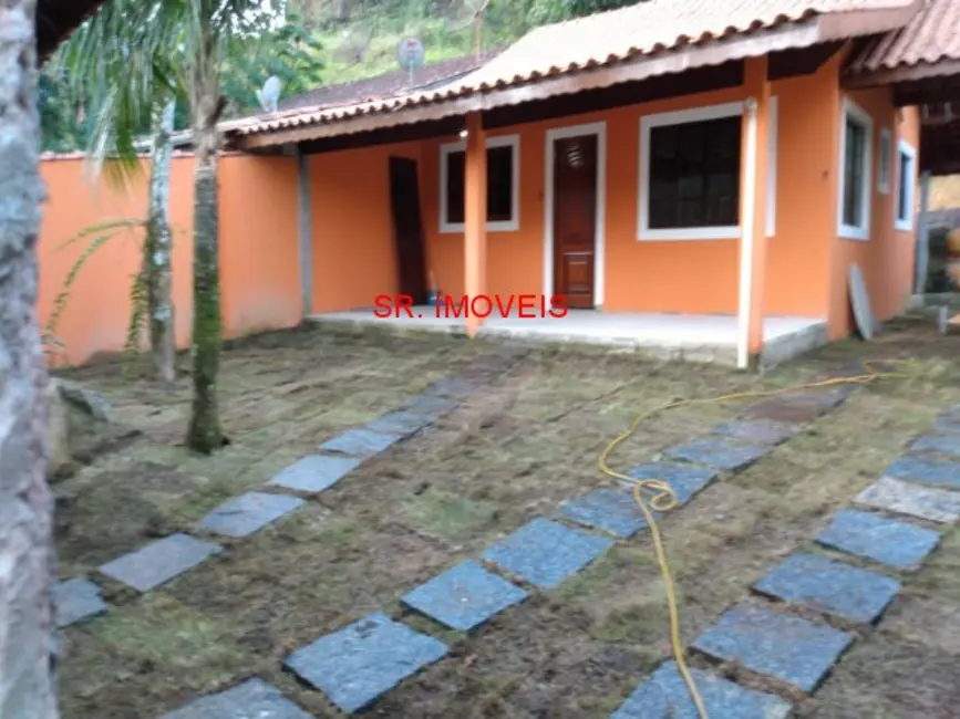Foto 2 de Casa com 2 quartos à venda, 100m2 em Ubatuba - SP