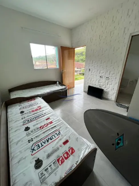 Foto 1 de Apartamento com 1 quarto para alugar, 38m2 em Ubatuba - SP