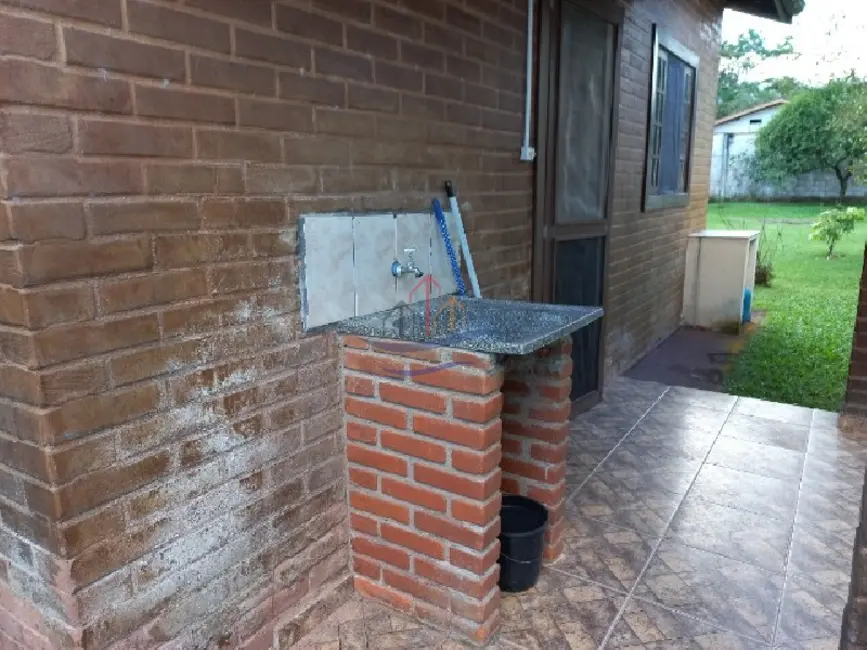 Casa com 1 quarto para alugar, 40m2 em Ubatuba - SP - imagem 4 Foto 4 de Casa com 1 quarto para alugar, 40m2 em Ubatuba - SP