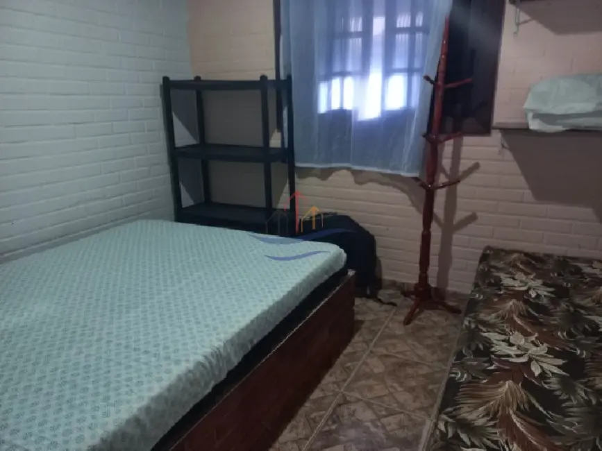Casa com 1 quarto para alugar, 40m2 em Ubatuba - SP - imagem 8 Foto 8 de Casa com 1 quarto para alugar, 40m2 em Ubatuba - SP