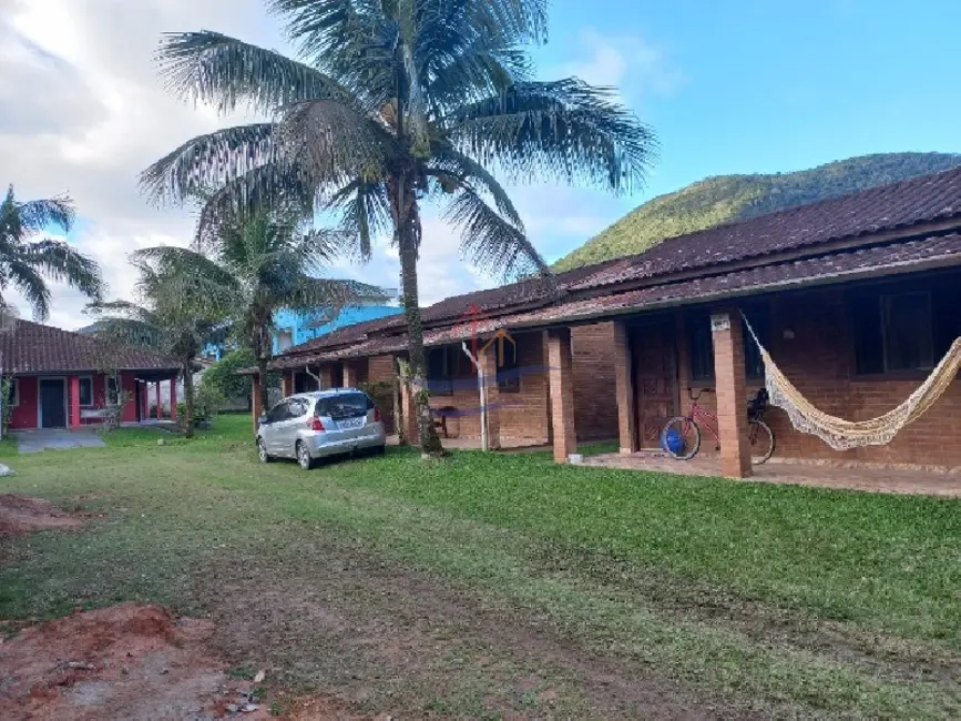 Casa com 1 quarto para alugar, 40m2 em Ubatuba - SP - imagem 2 Foto 2 de Casa com 1 quarto para alugar, 40m2 em Ubatuba - SP