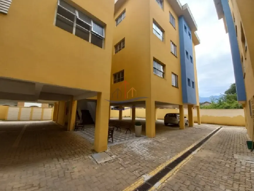 Apartamento com 2 quartos para alugar, 85m2 em Ubatuba - SP - imagem 4 Foto 4 de Apartamento com 2 quartos para alugar, 85m2 em Ubatuba - SP