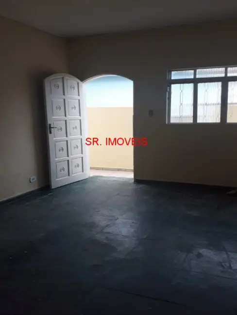 Foto 2 de Casa com 3 quartos para alugar, 70m2 em Centro, Caraguatatuba - SP
