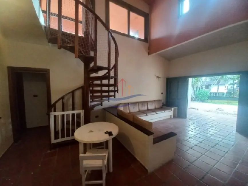 Casa de Condomínio com 6 quartos para alugar, 600m2 em Ubatuba - SP - imagem 9 Foto 9 de Casa de Condomínio com 6 quartos para alugar, 600m2 em Ubatuba - SP